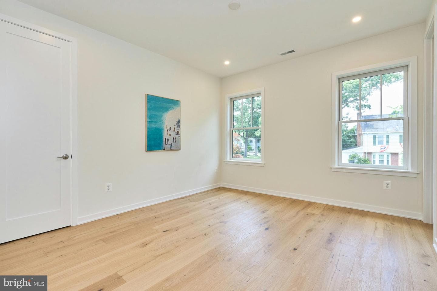 409 Jackson Street N photo 42