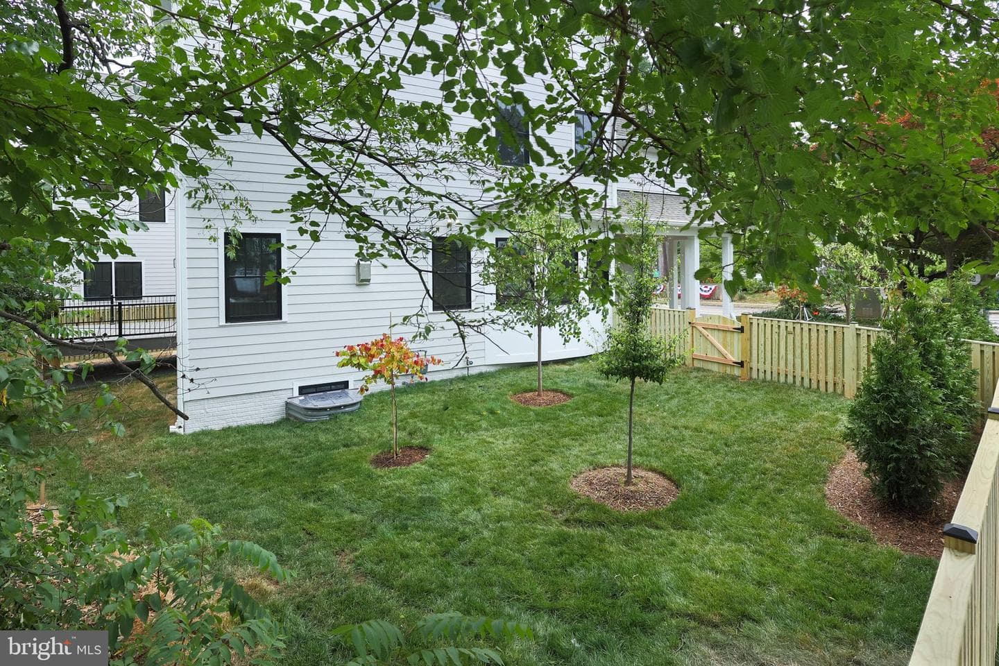409 Jackson Street N photo 51