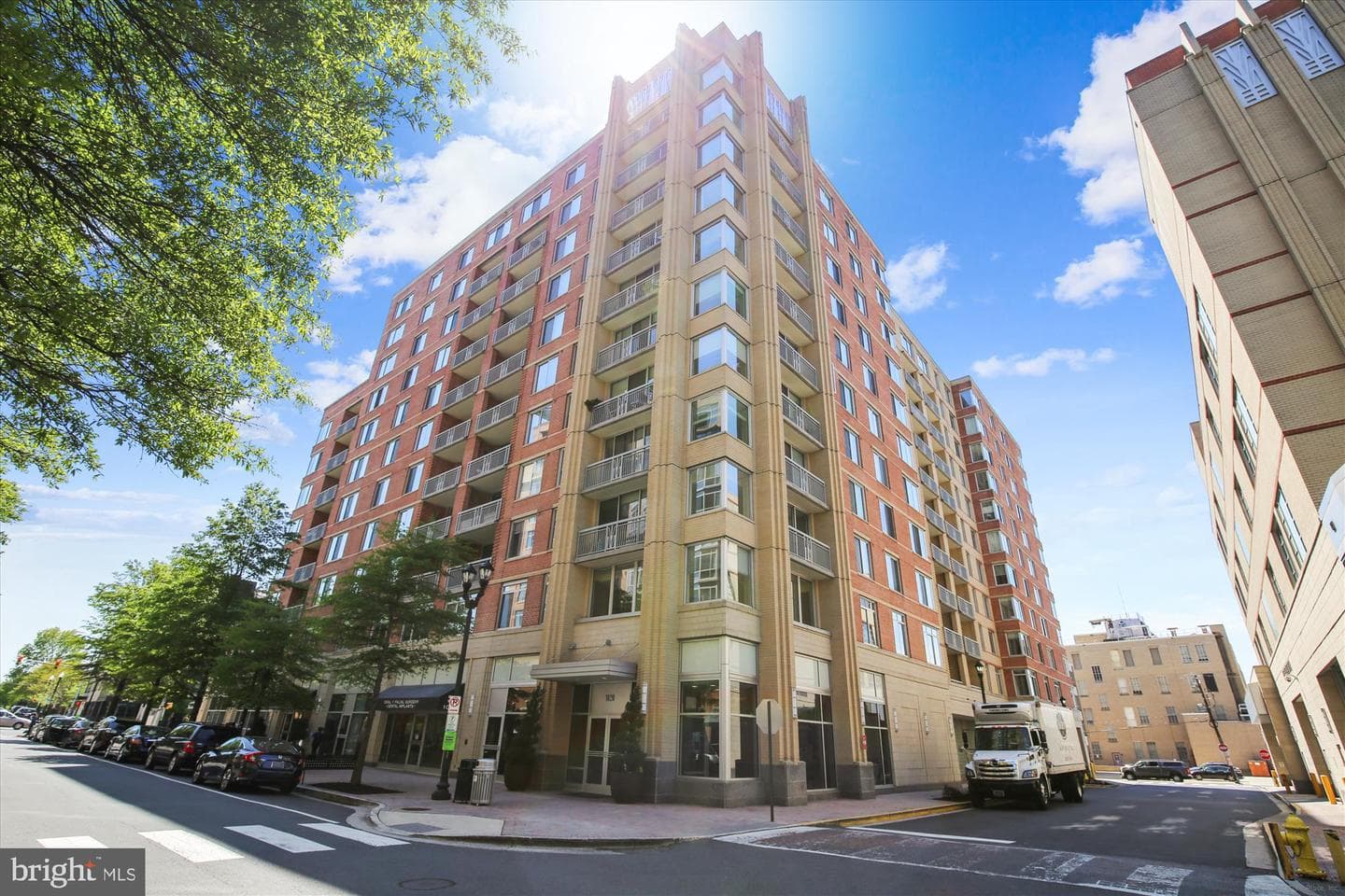1020 Highland Street N #605