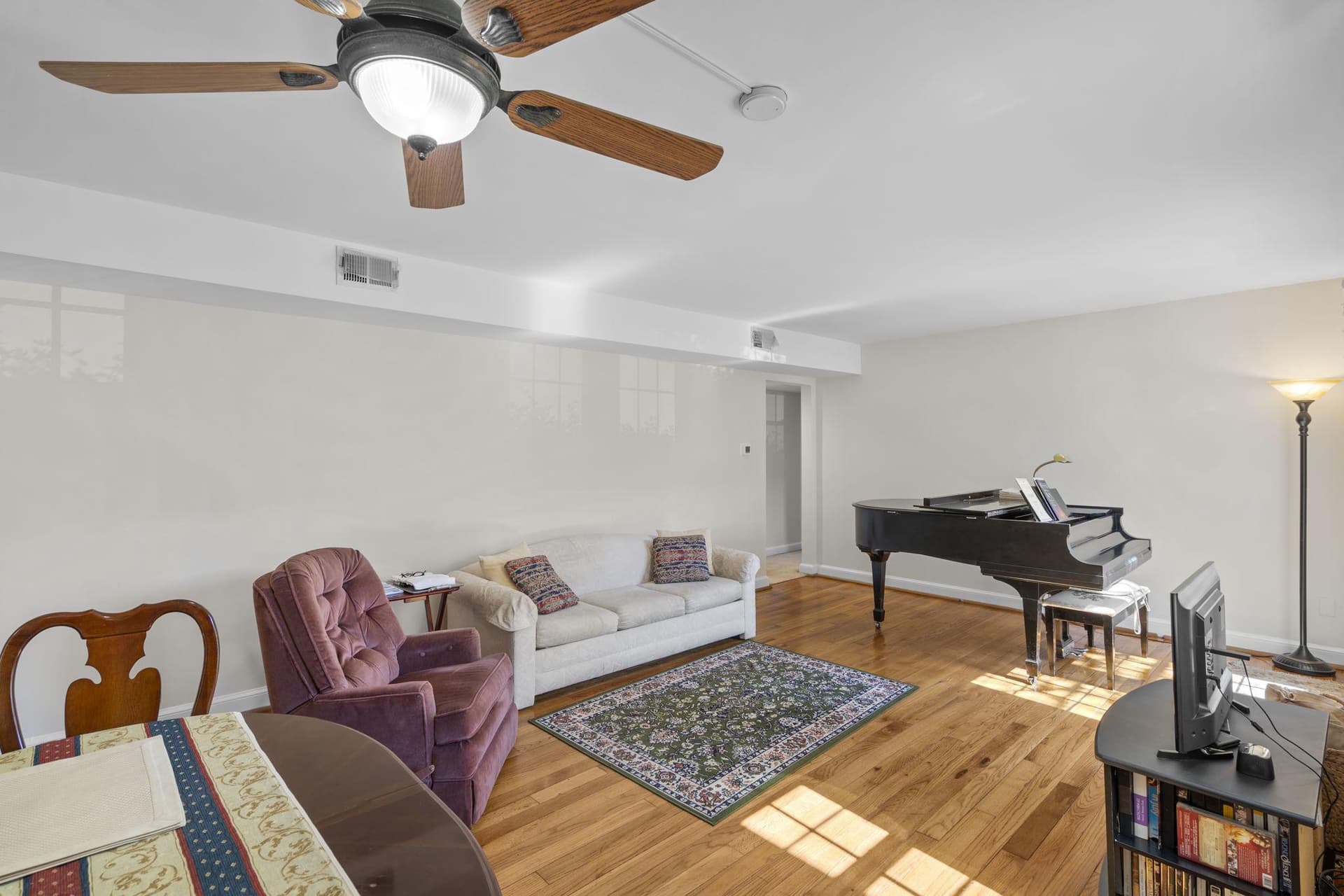 1301 S Walter Reed #102 photo 7