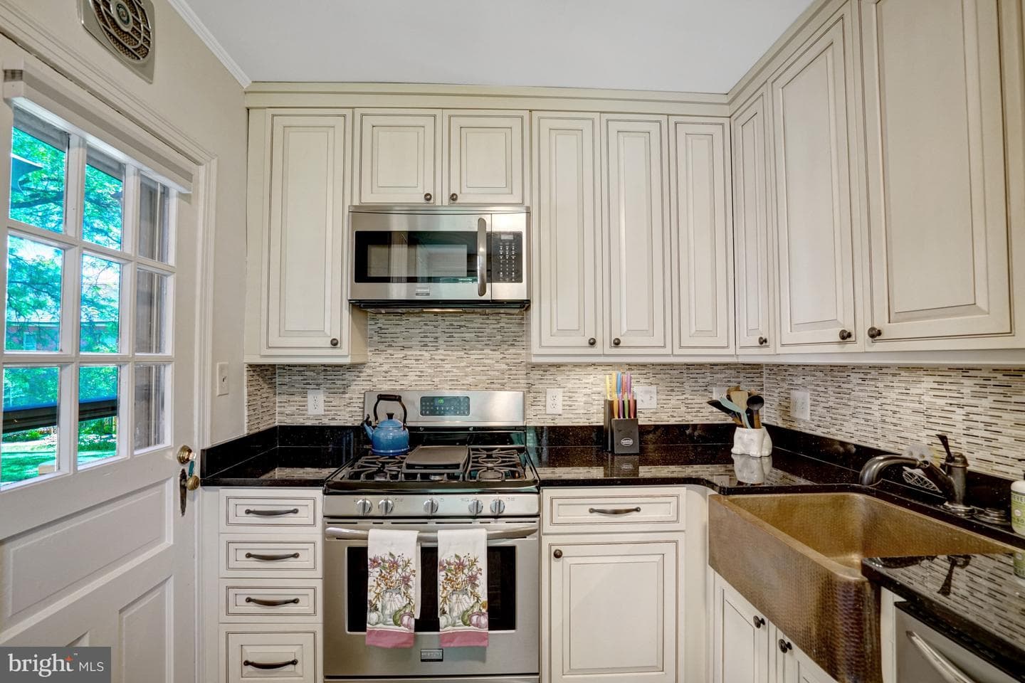 1303 S Barton Street #211 photo 14
