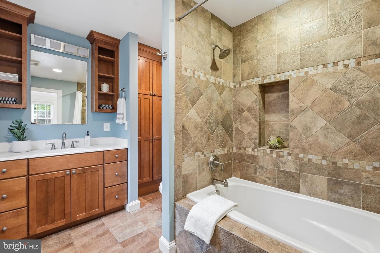 5250 26th Street N photo 5
