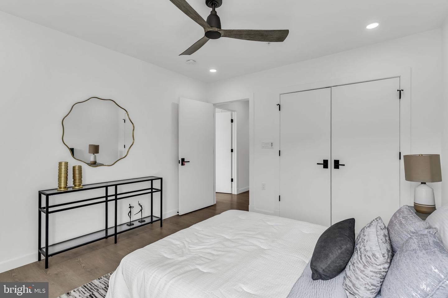 1201 N Quinn Street #301 photo 10