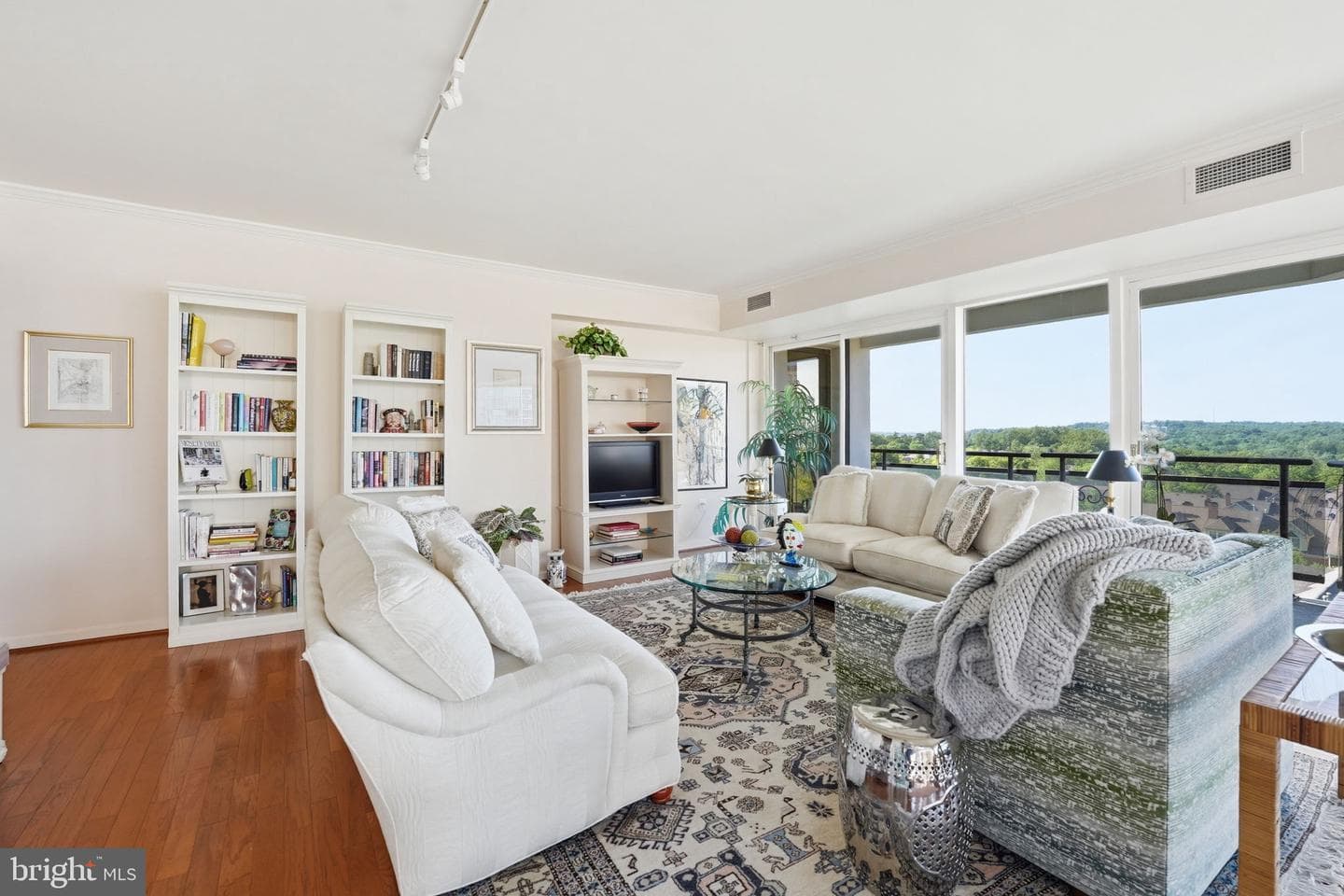 1530 Key Boulevard #928 photo 8