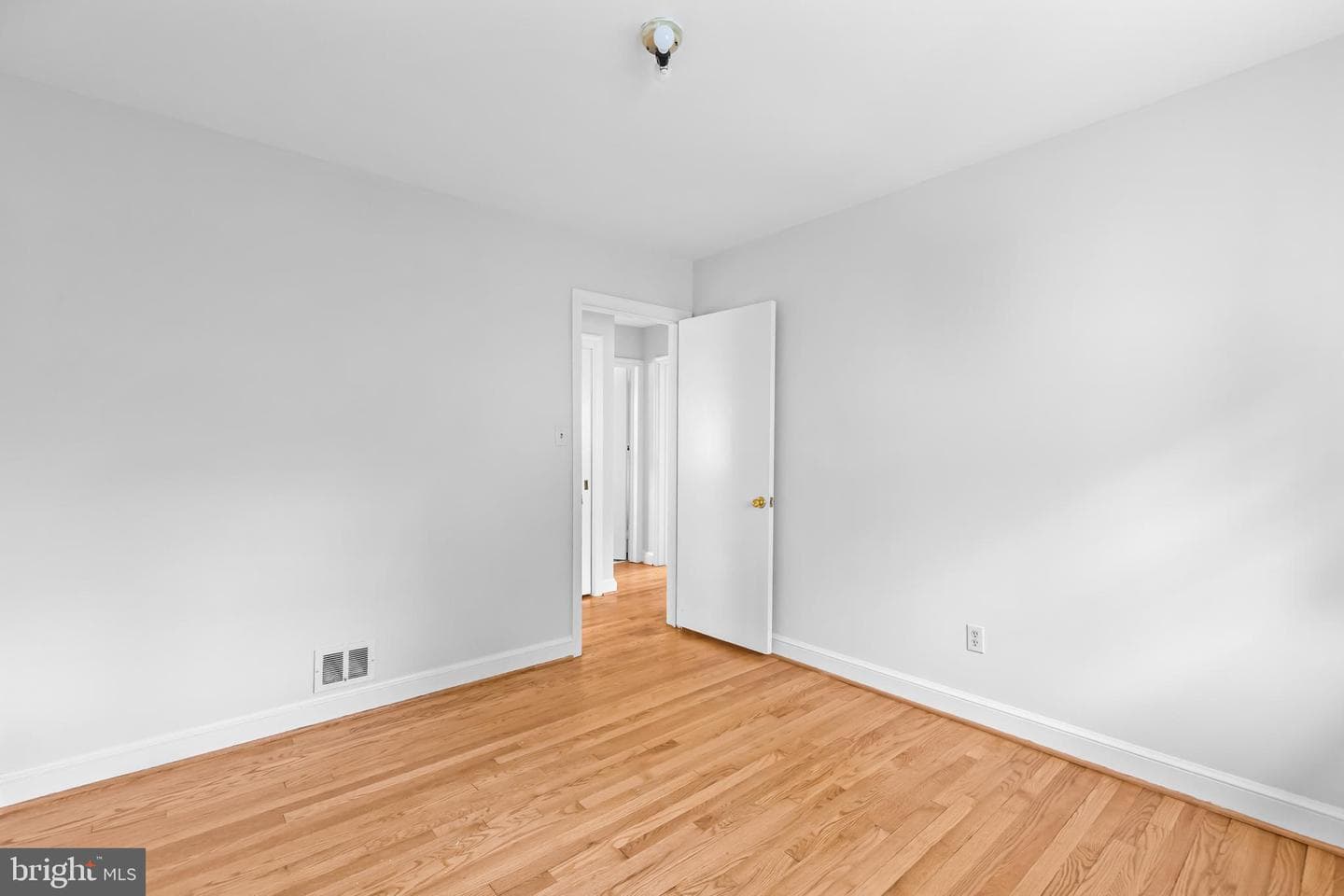 5901 1st Street N photo 11
