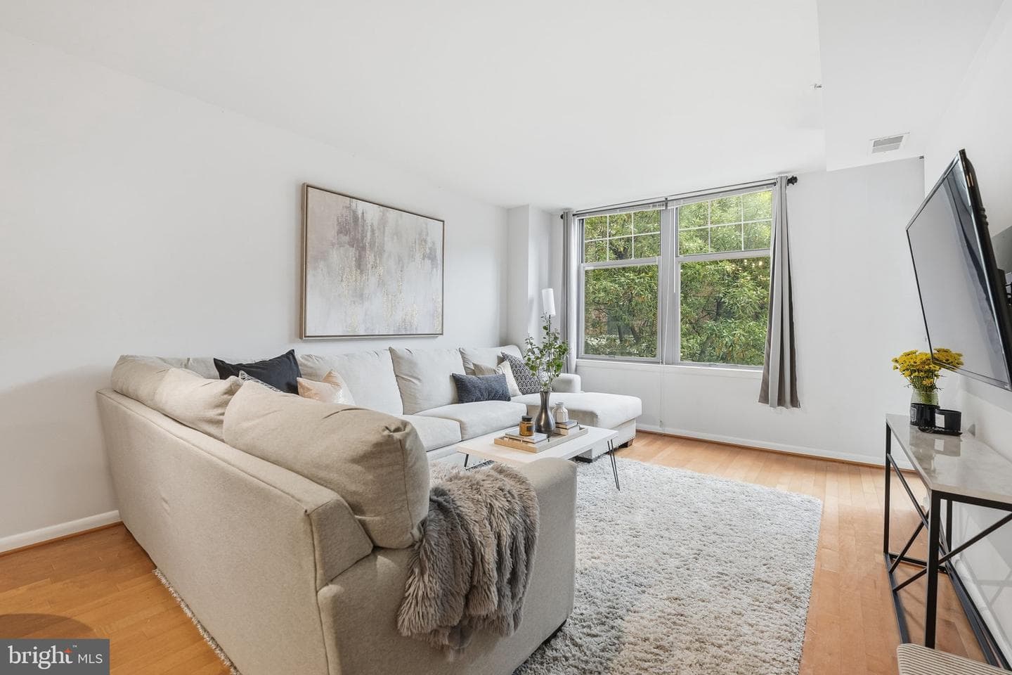 1021 N Garfield Street #233 photo 15