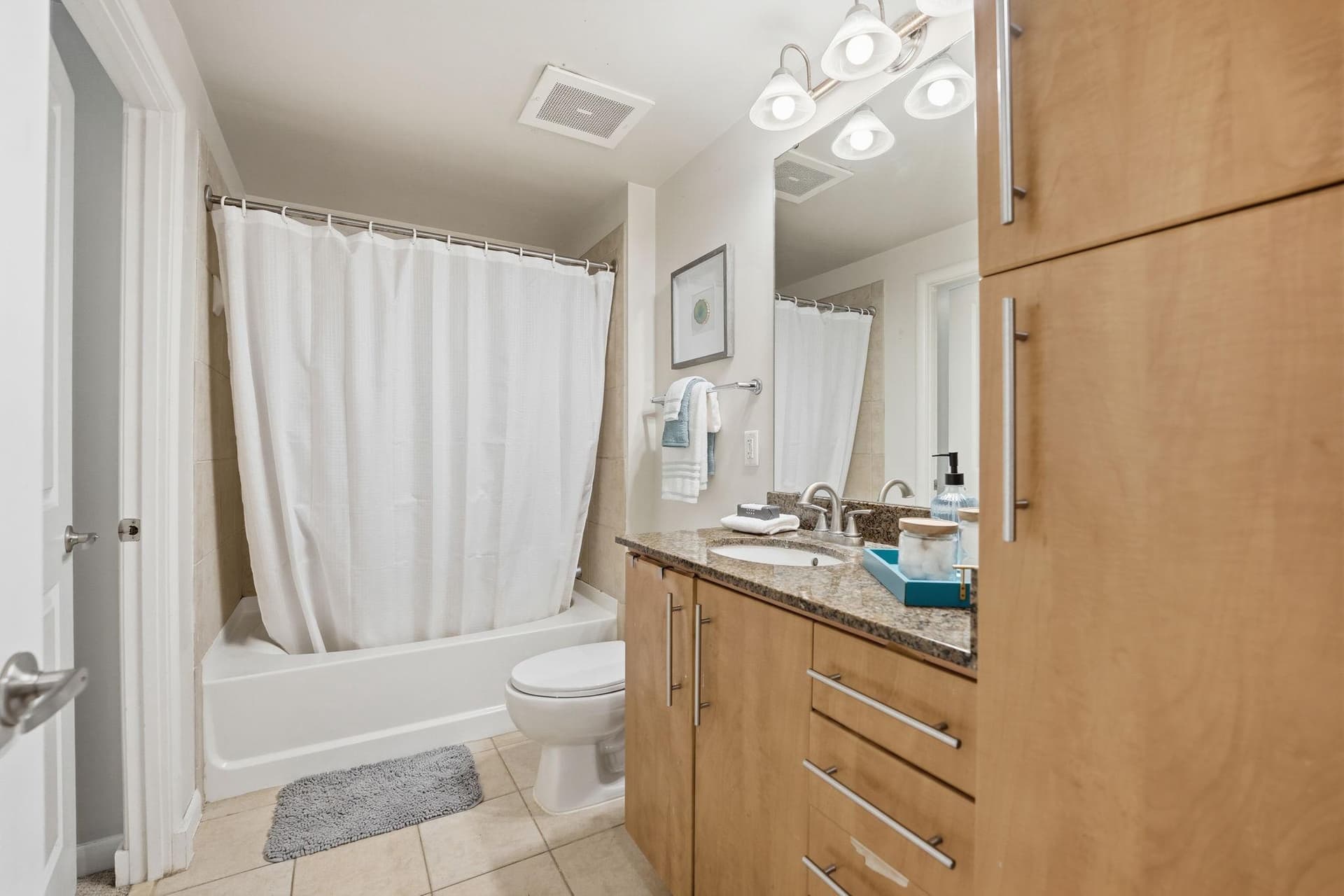 1021 N Garfield Street #233 photo 19