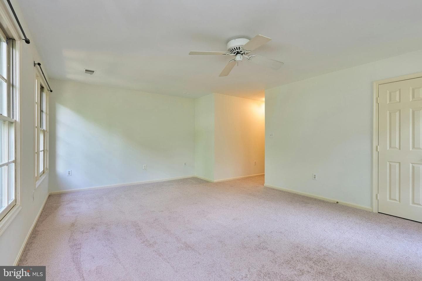 2904 N 4th Street N photo 42