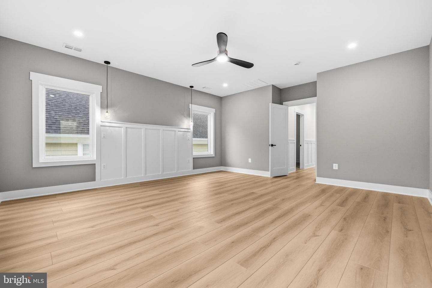 1905 N Taylor Street photo 24