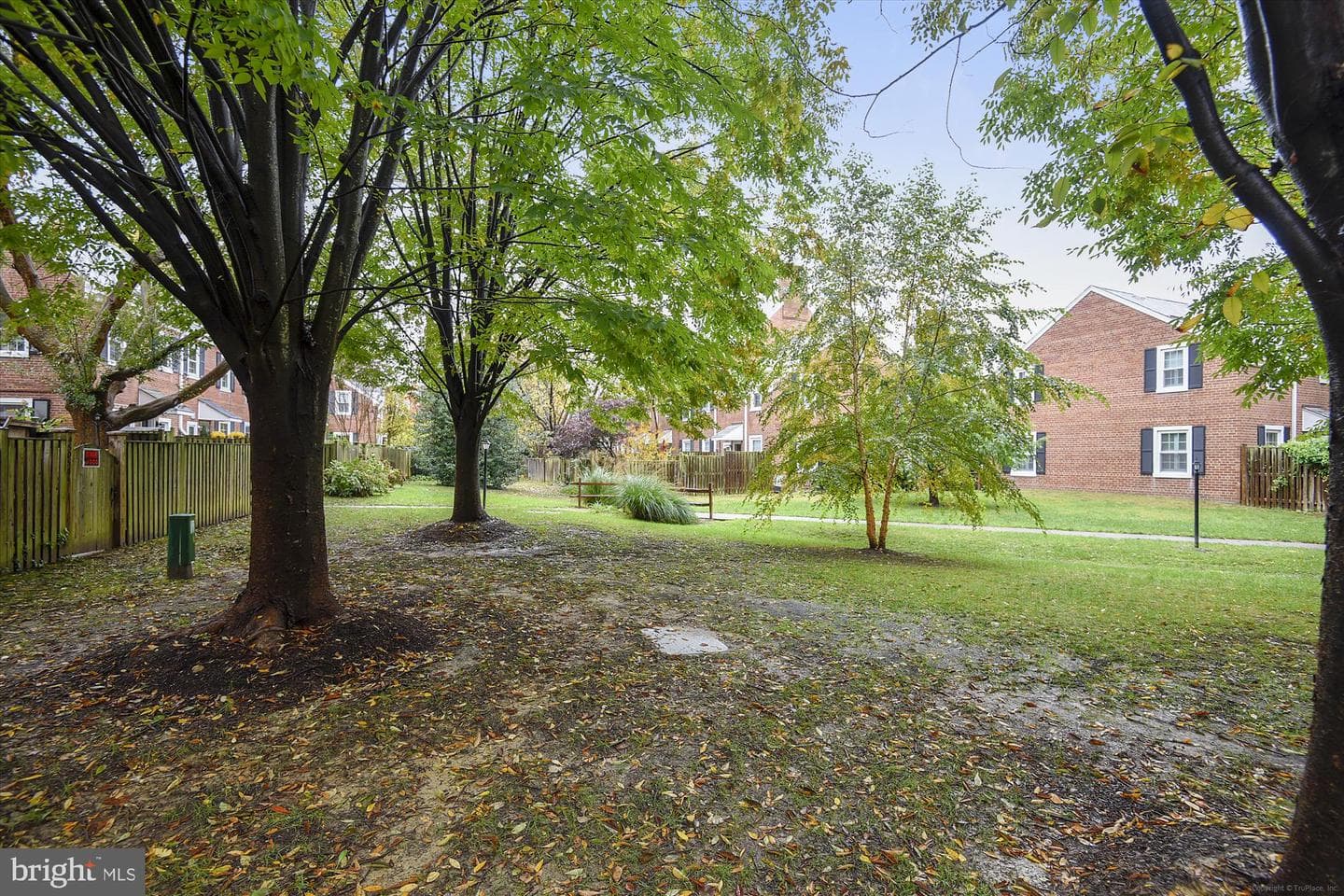 3063 S Buchanan Street photo 32
