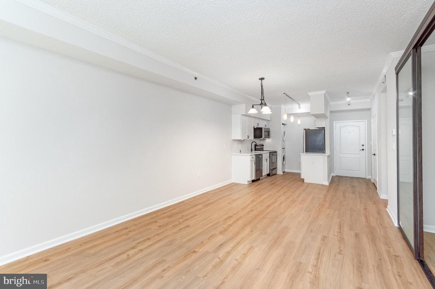 1211 S Eads Street #307 photo 2
