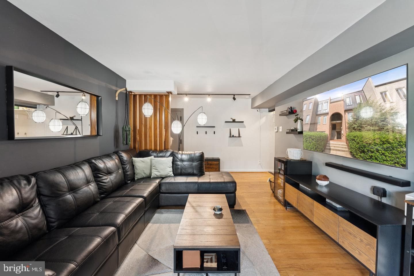 5010 7th Road S #t1 photo 4