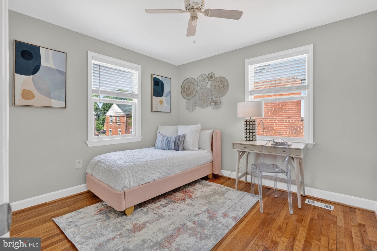 2128 S Oxford Street photo 12