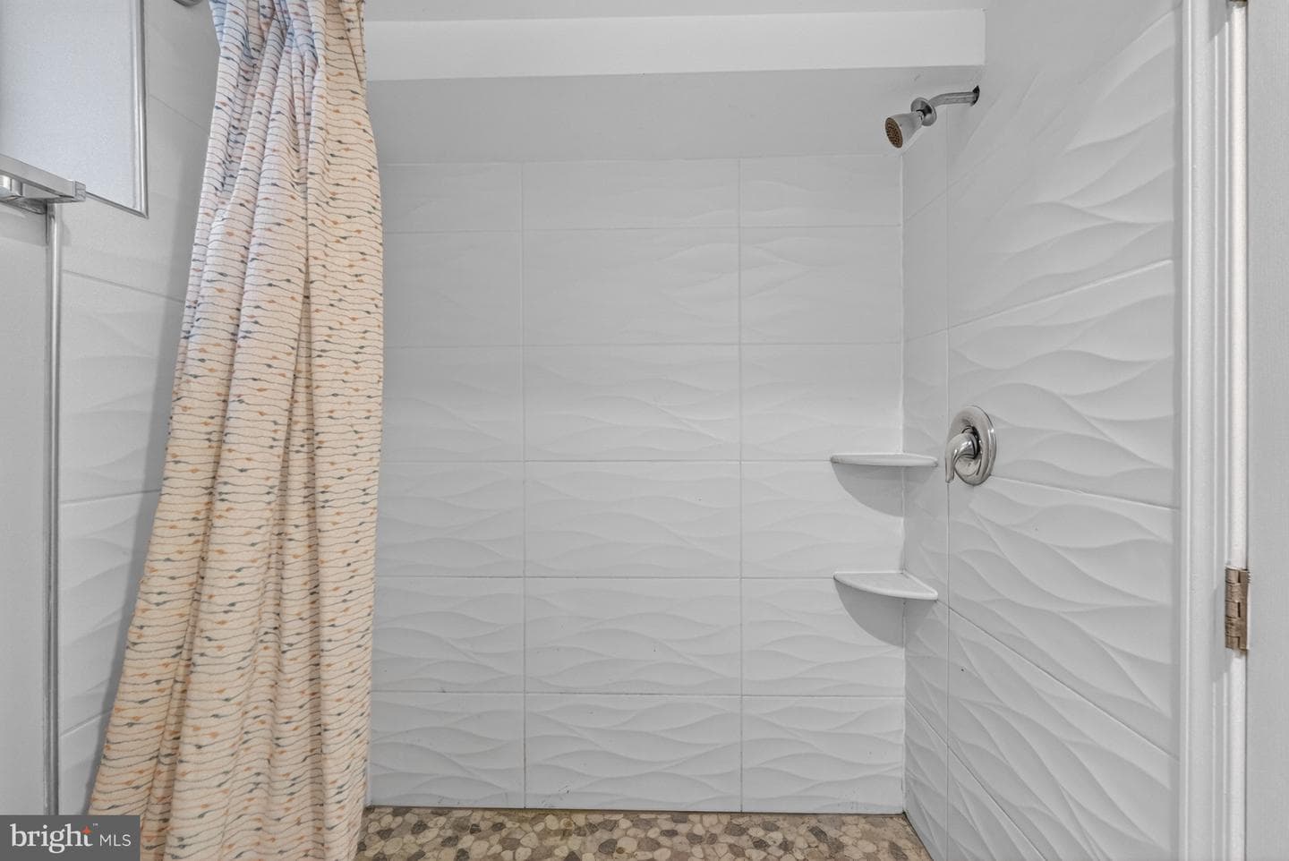 2128 S Oxford Street photo 16