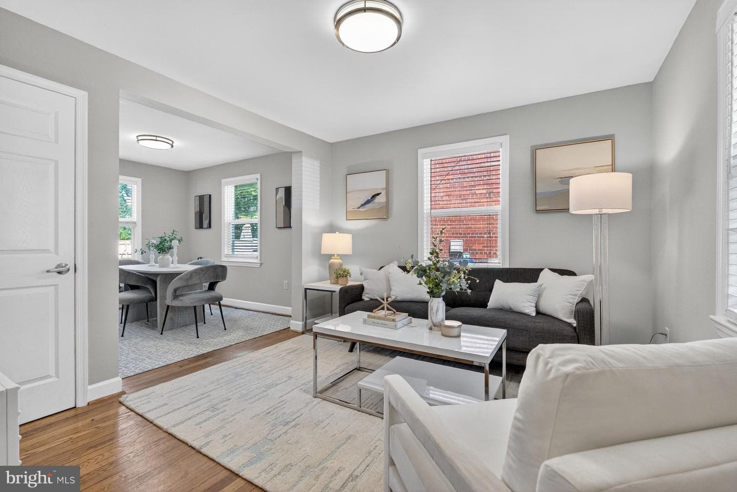 2128 S Oxford Street photo 4