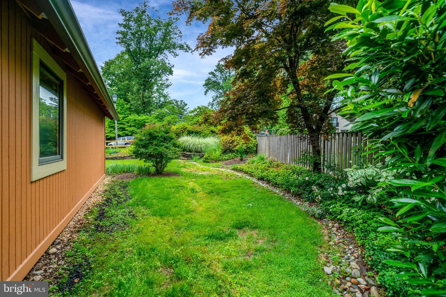 1111 N Rockingham Street photo 64