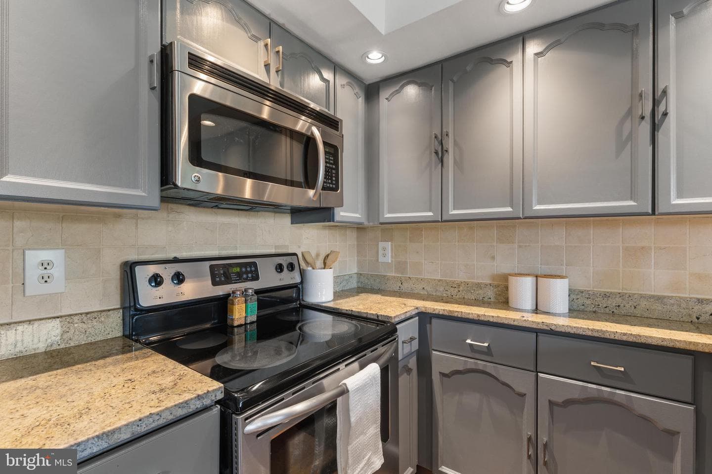 2903 S Woodley St #h photo 14