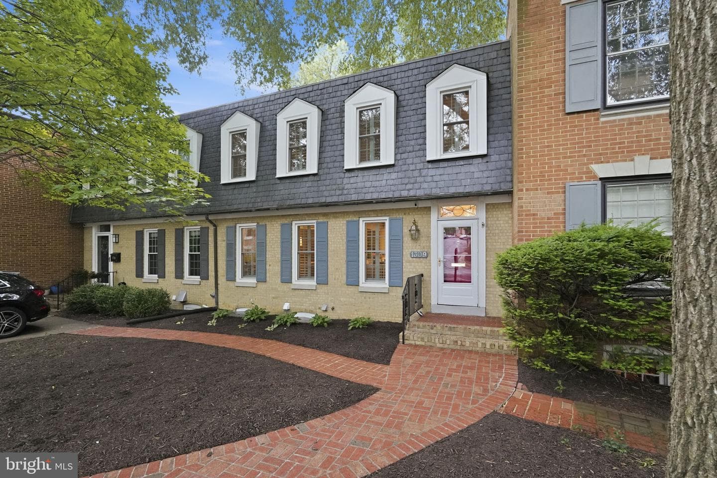1309 N Lynnbrook Drive photo 55
