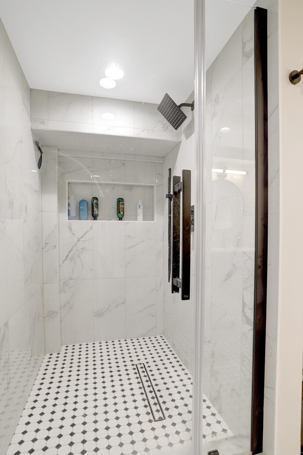 2139 S Oxford Street photo 31