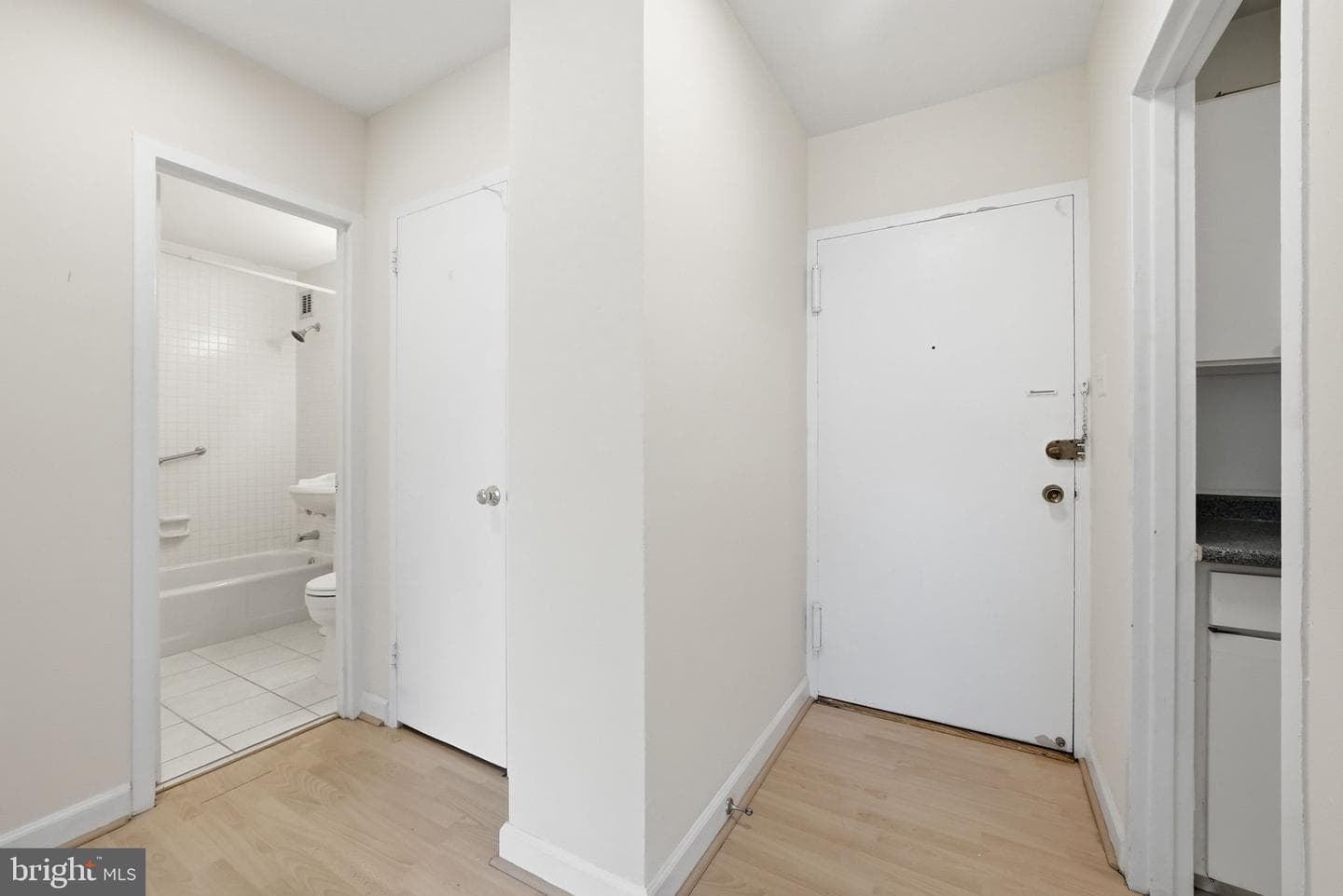 1111 Arlington Boulevard #604 photo 4