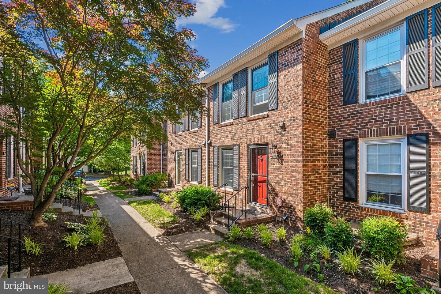 2544-D S Arlington Mill Drive, Arlington