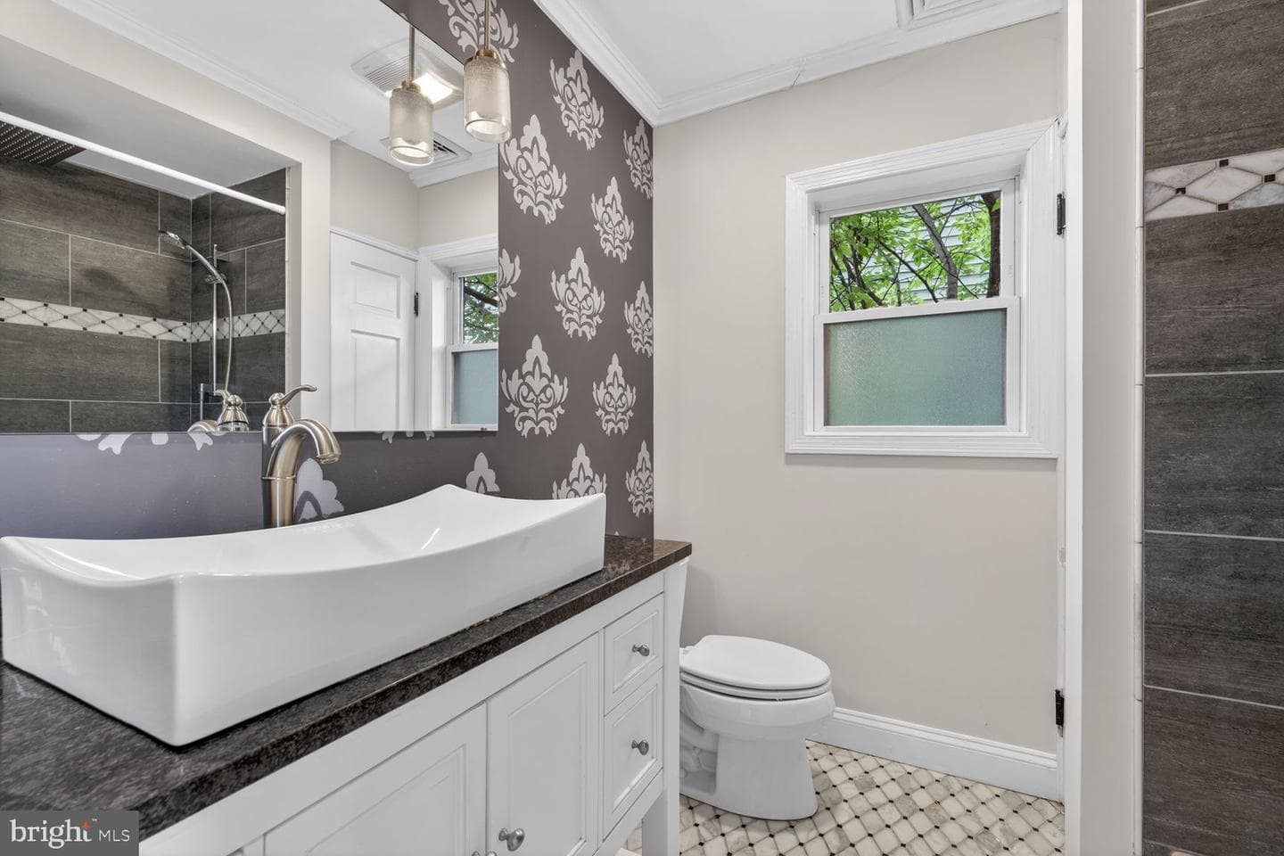 2539 Washington Boulevard photo 14