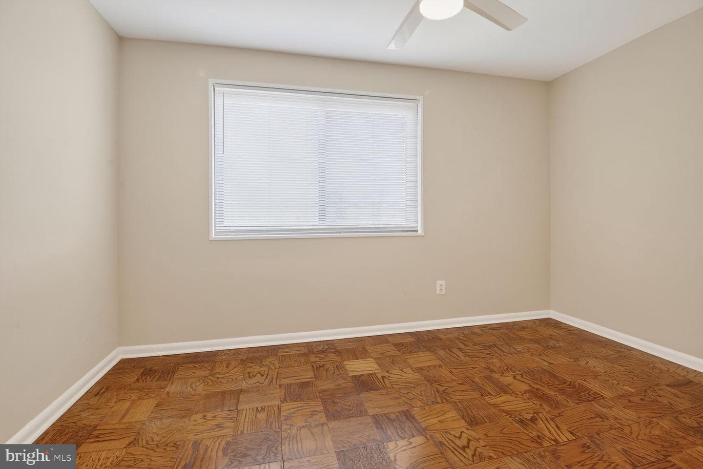 1931 N Cleveland Street #601 photo 11