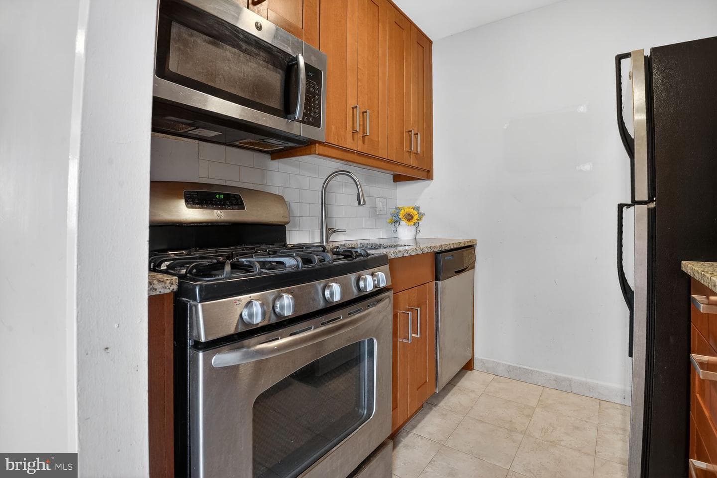 1931 N Cleveland Street #601 photo 7
