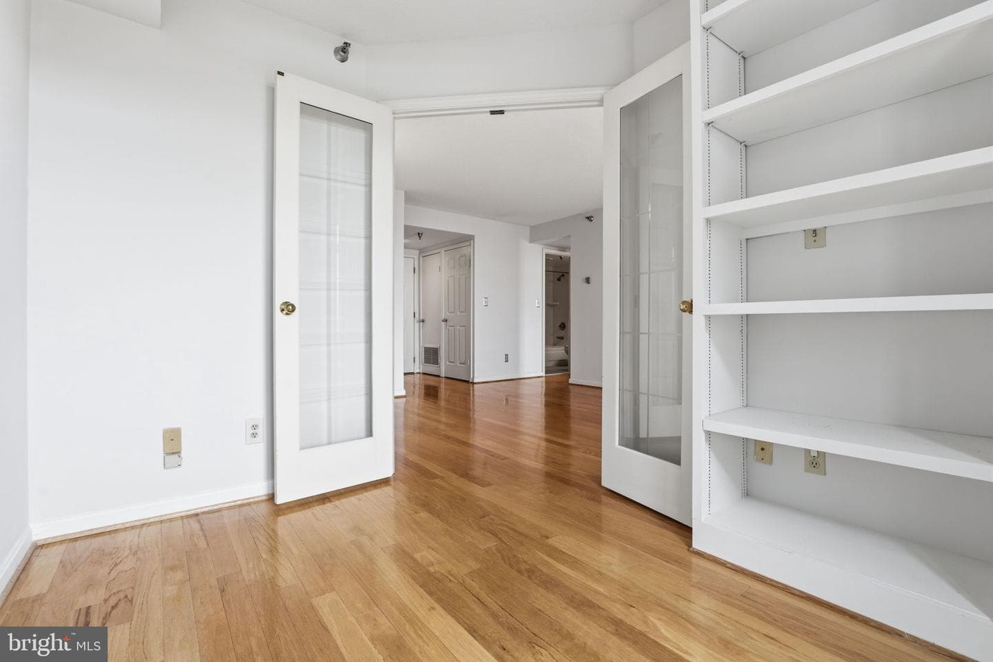 2400 Clarendon Boulevard #815 photo 14