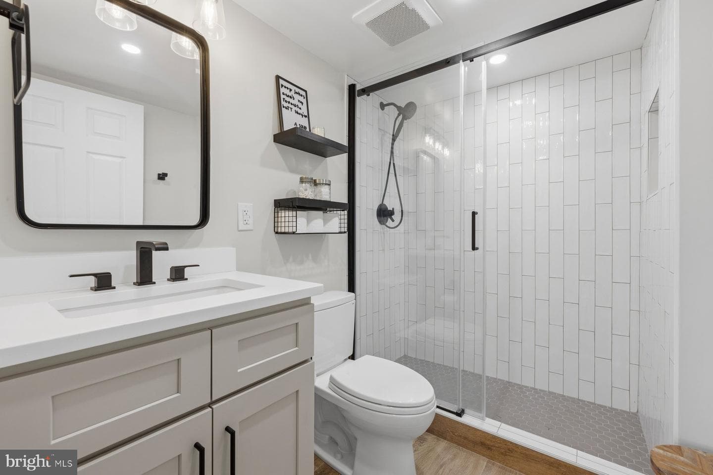 1101 S Arlington Ridge Road #1109 photo 23