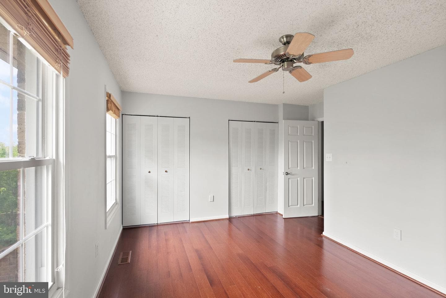 905 S Rolfe Street #2 photo 25