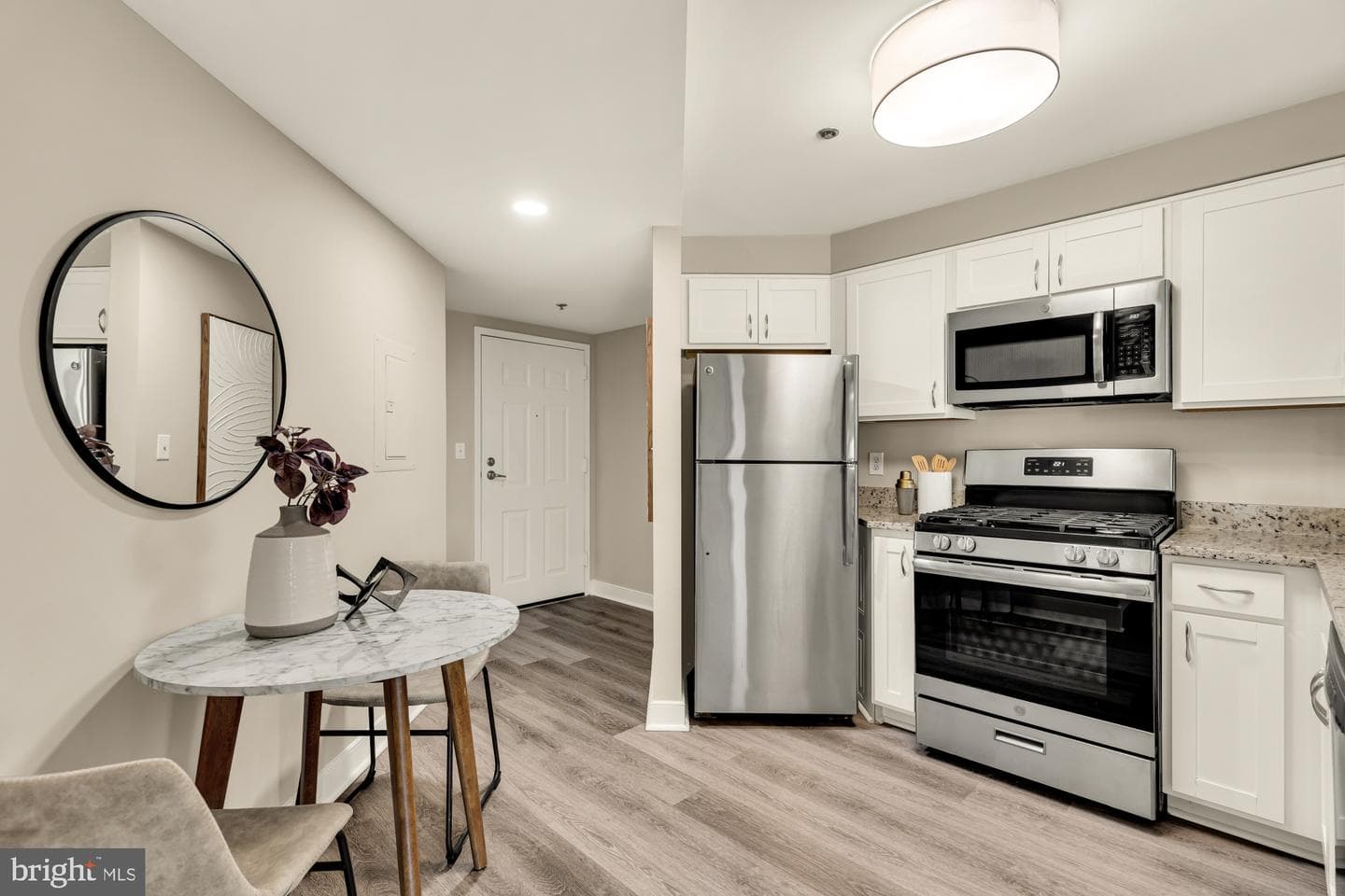 1050 N Taylor Street #404 photo 5