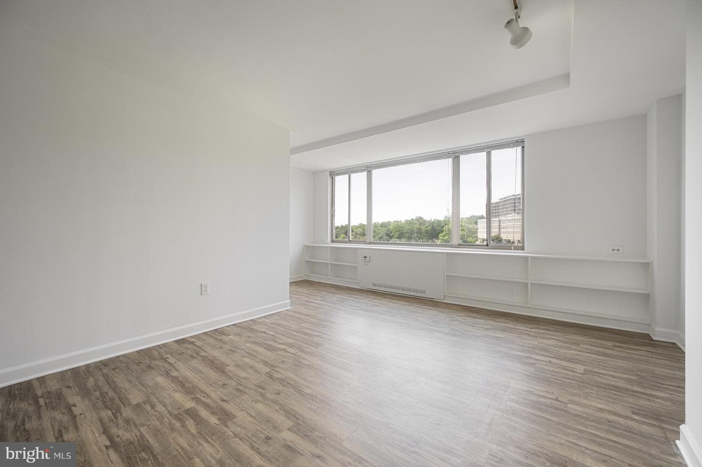 1111 Arlington Boulevard #707 photo 6