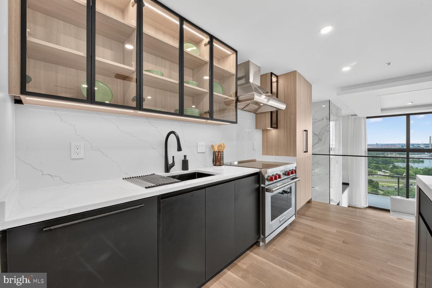 1401 N Oak Street #903 photo 8