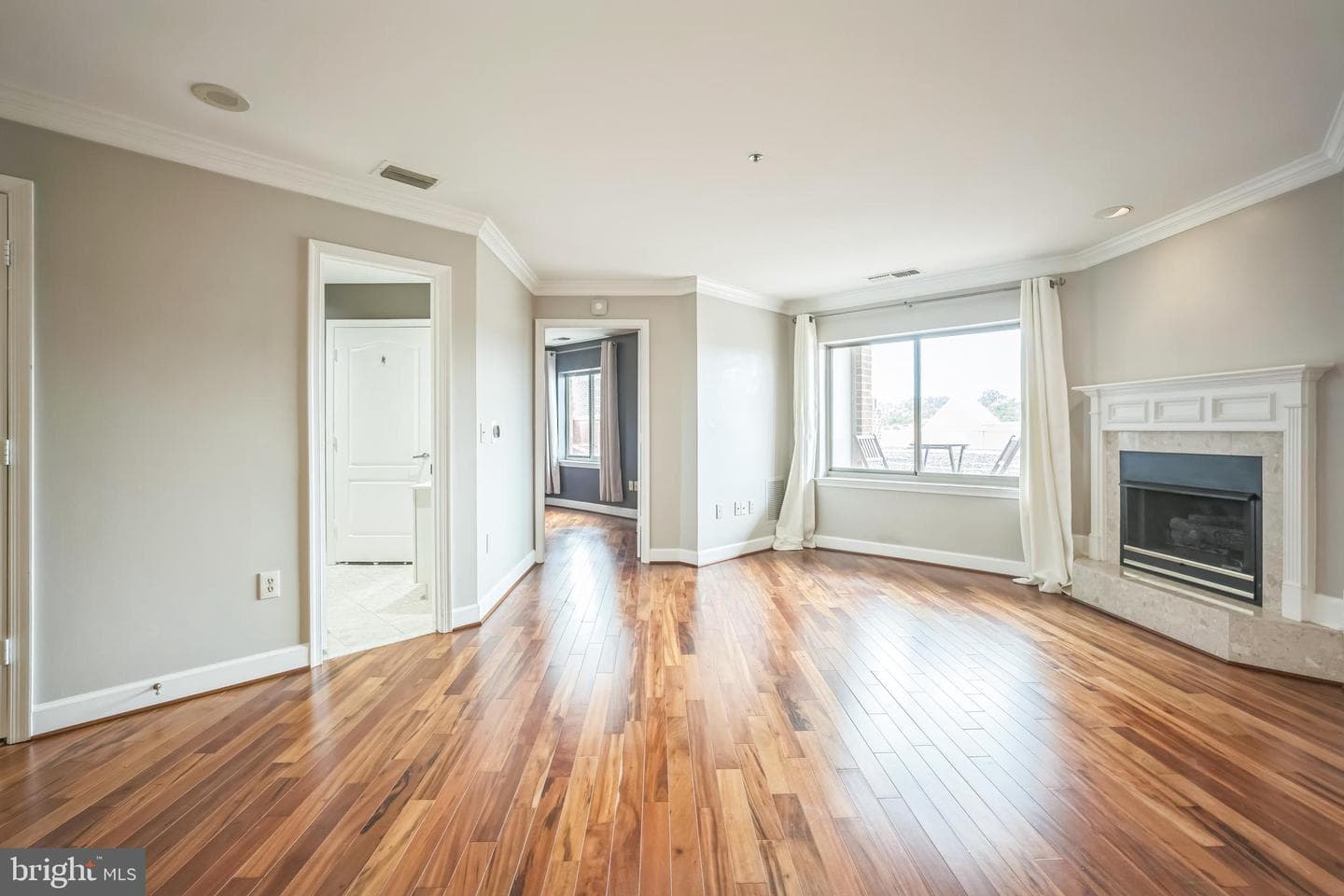 1050 N Stuart Street #411 photo 7
