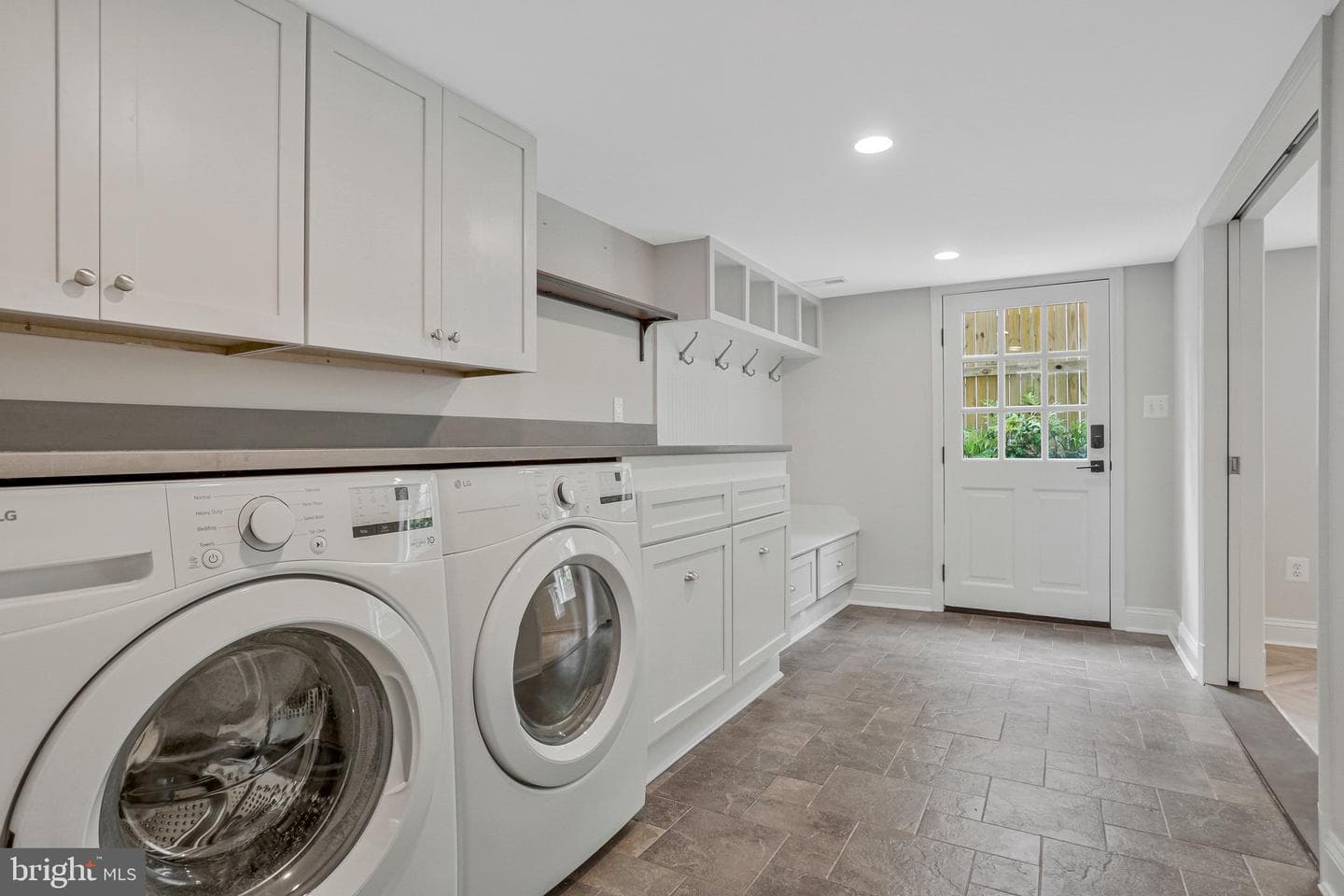 1115 N Harrison Street photo 31