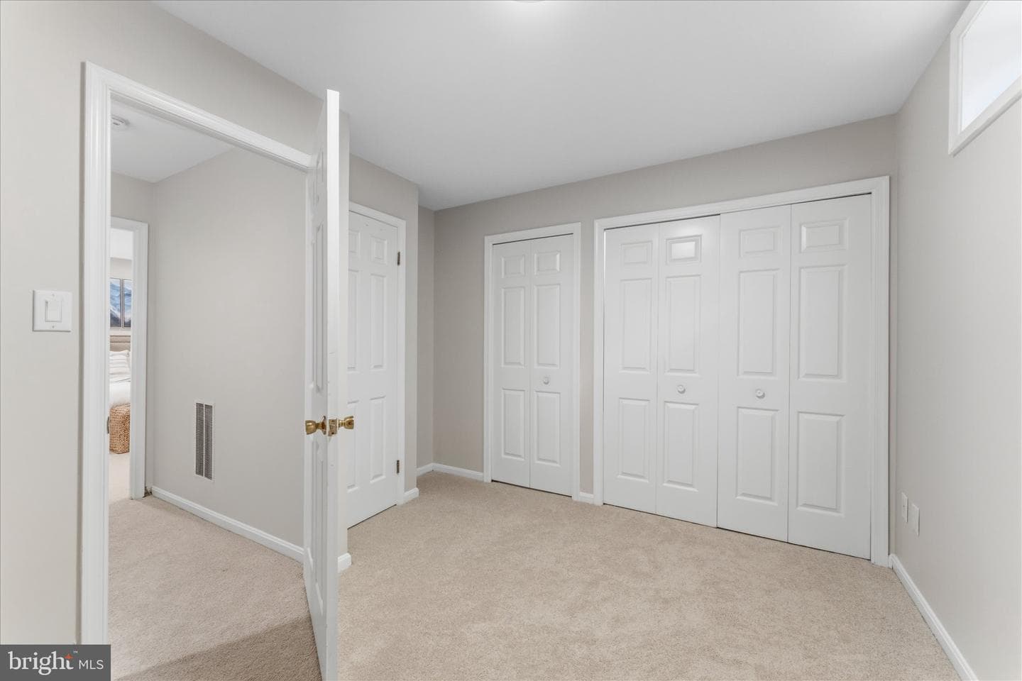 832 N Frederick Street photo 27