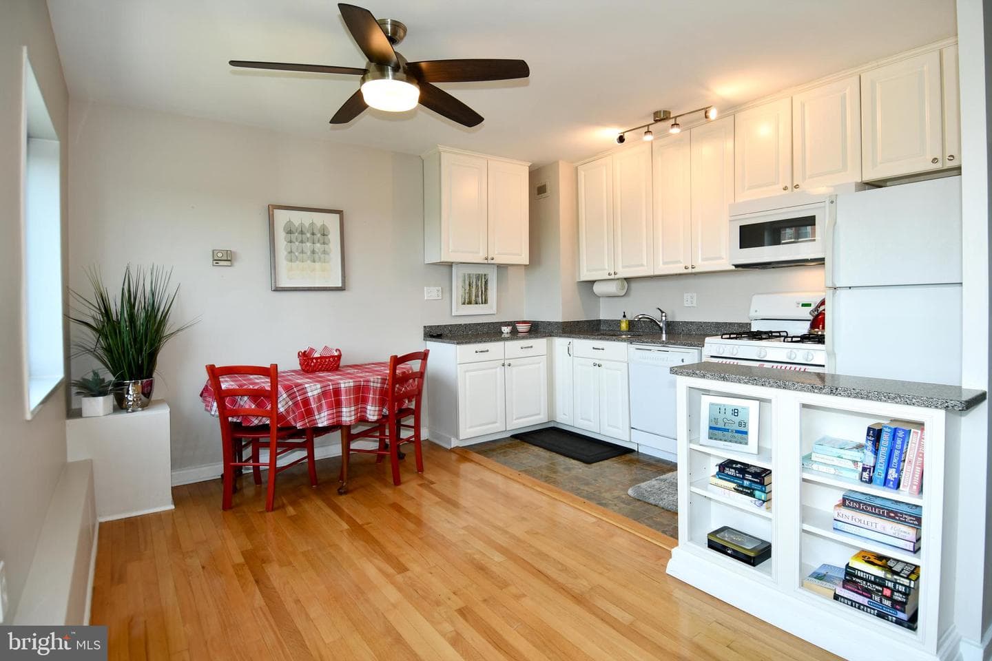 1200 S Arlington Ridge Road #704 photo 9