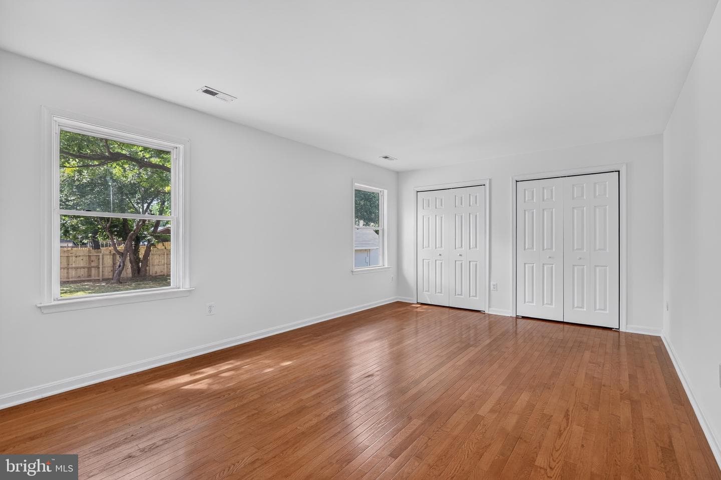 750 N George Mason Drive photo 21