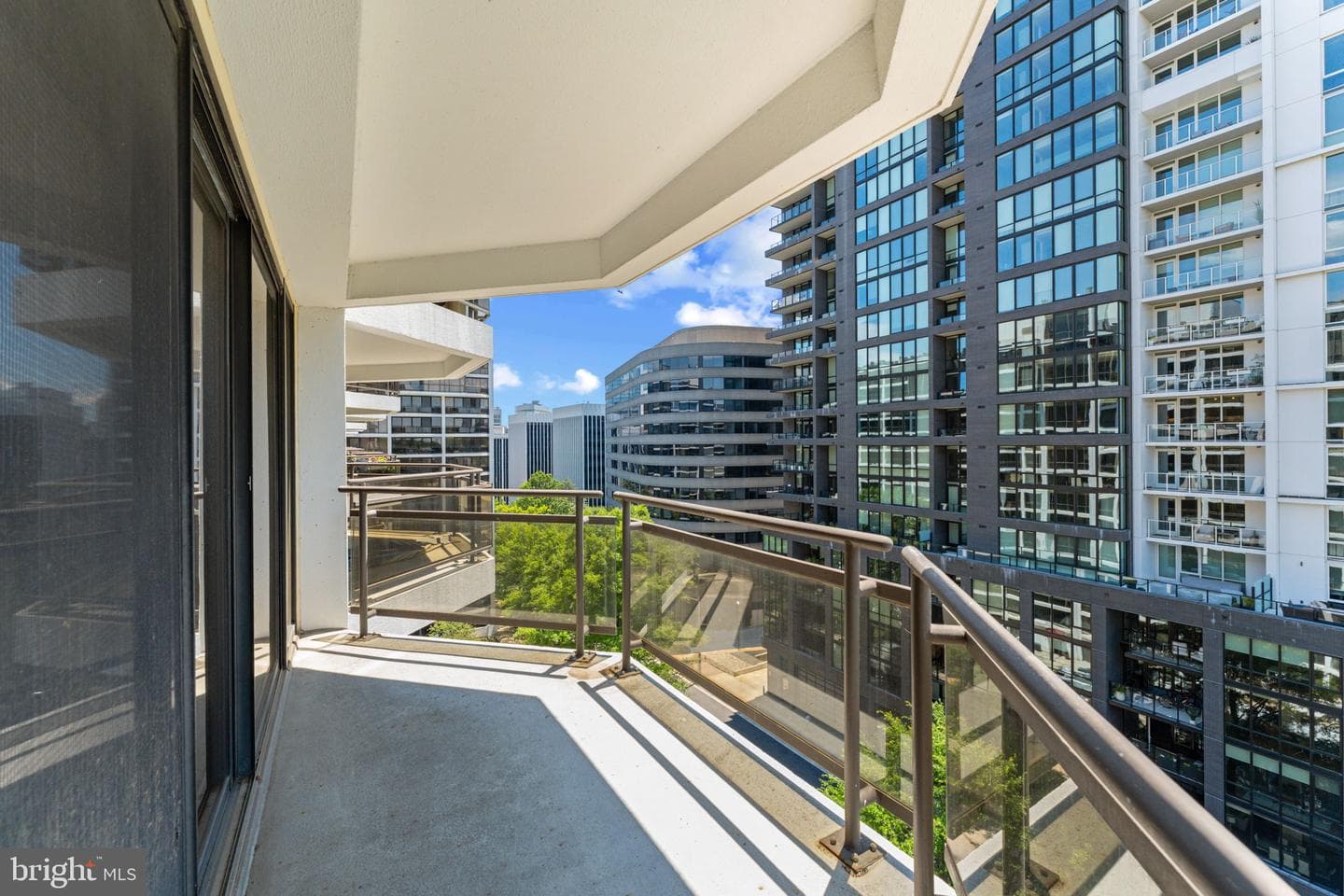 1530 Key Boulevard N #1007 photo 18