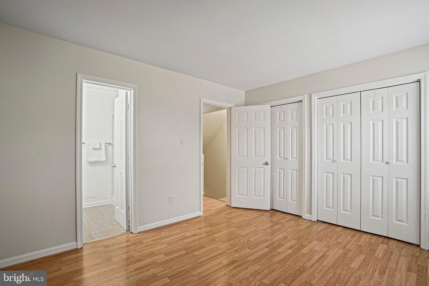 1141 N Vernon Street photo 25