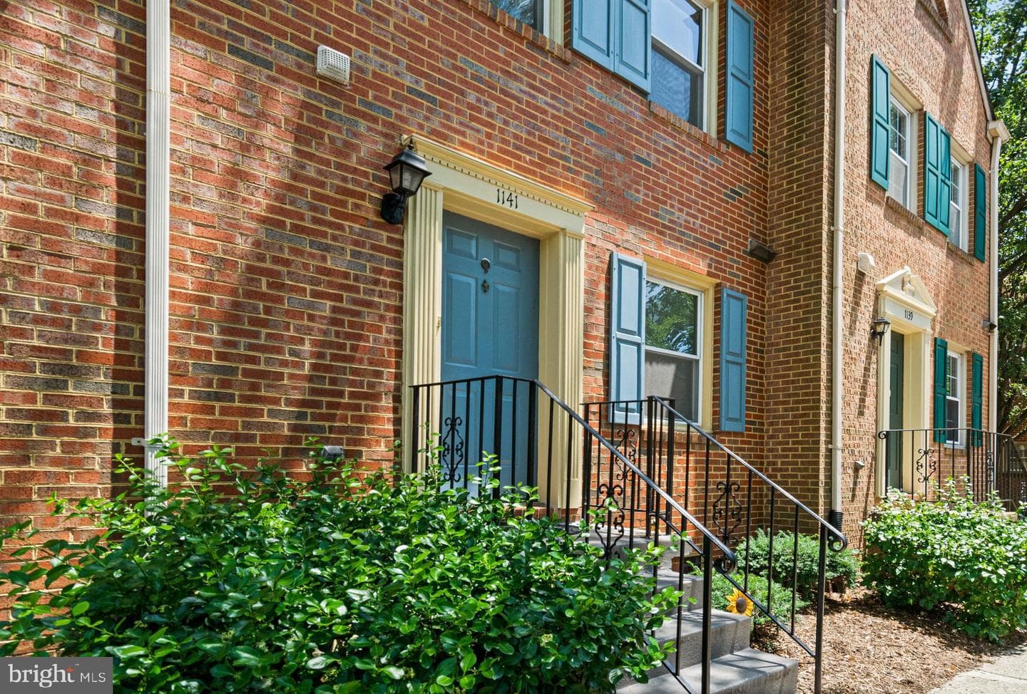 1141 N Vernon Street photo 4