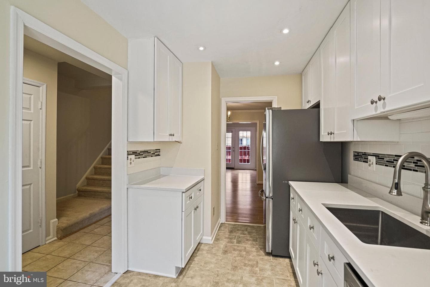 1141 N Vernon Street photo 9