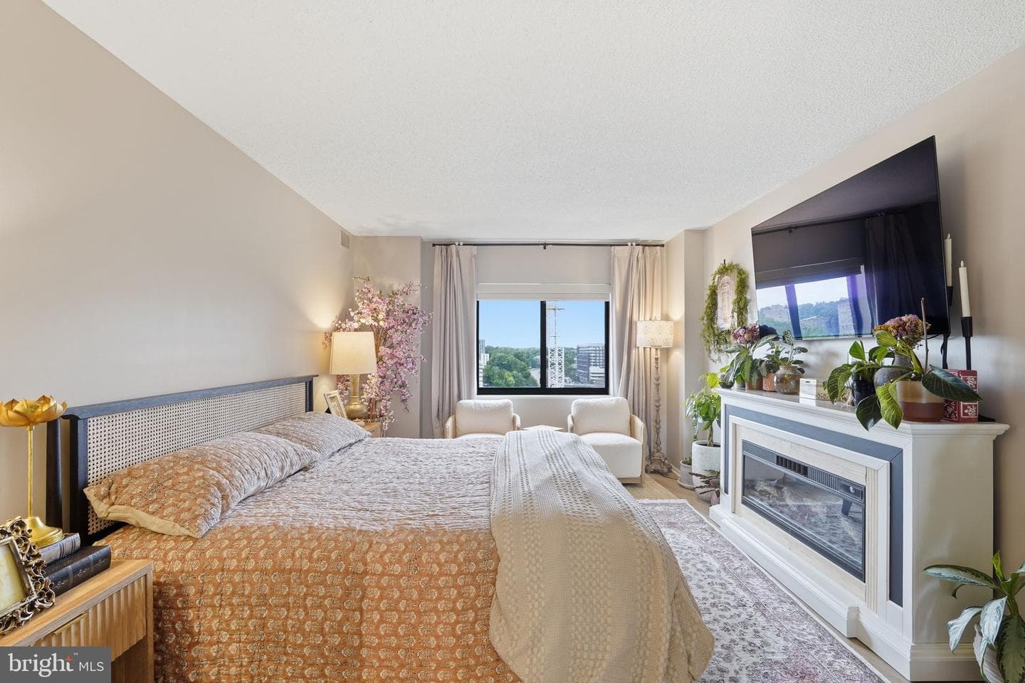 1600 N Oak Street #1122 photo 12