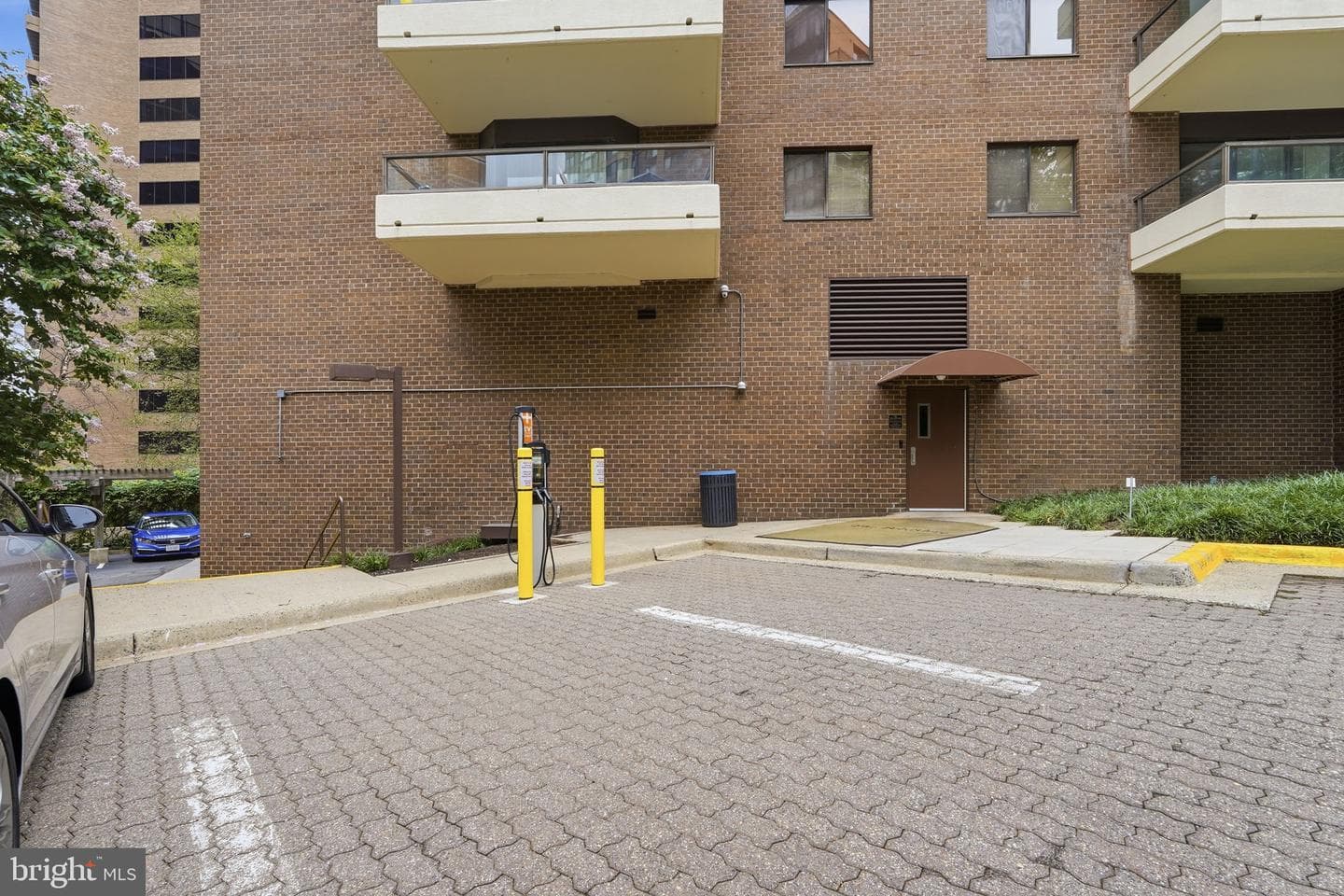1600 N Oak Street #1122 photo 42