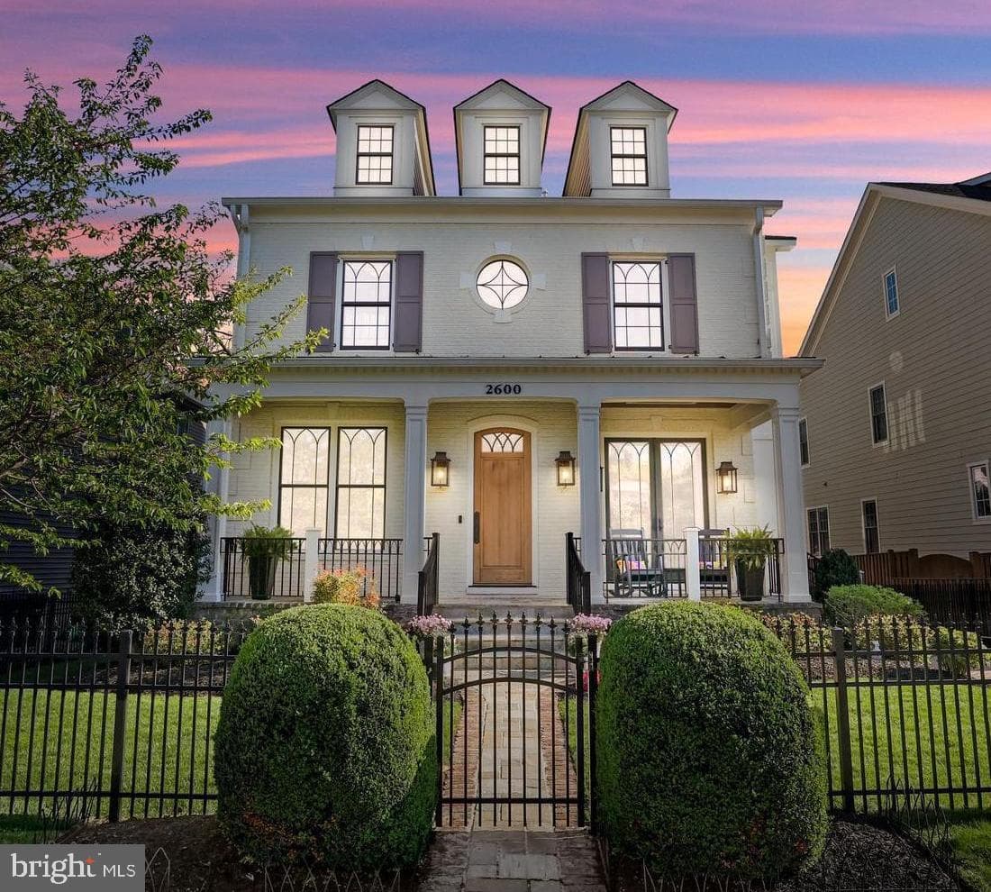 2600 12th Street N, Arlington