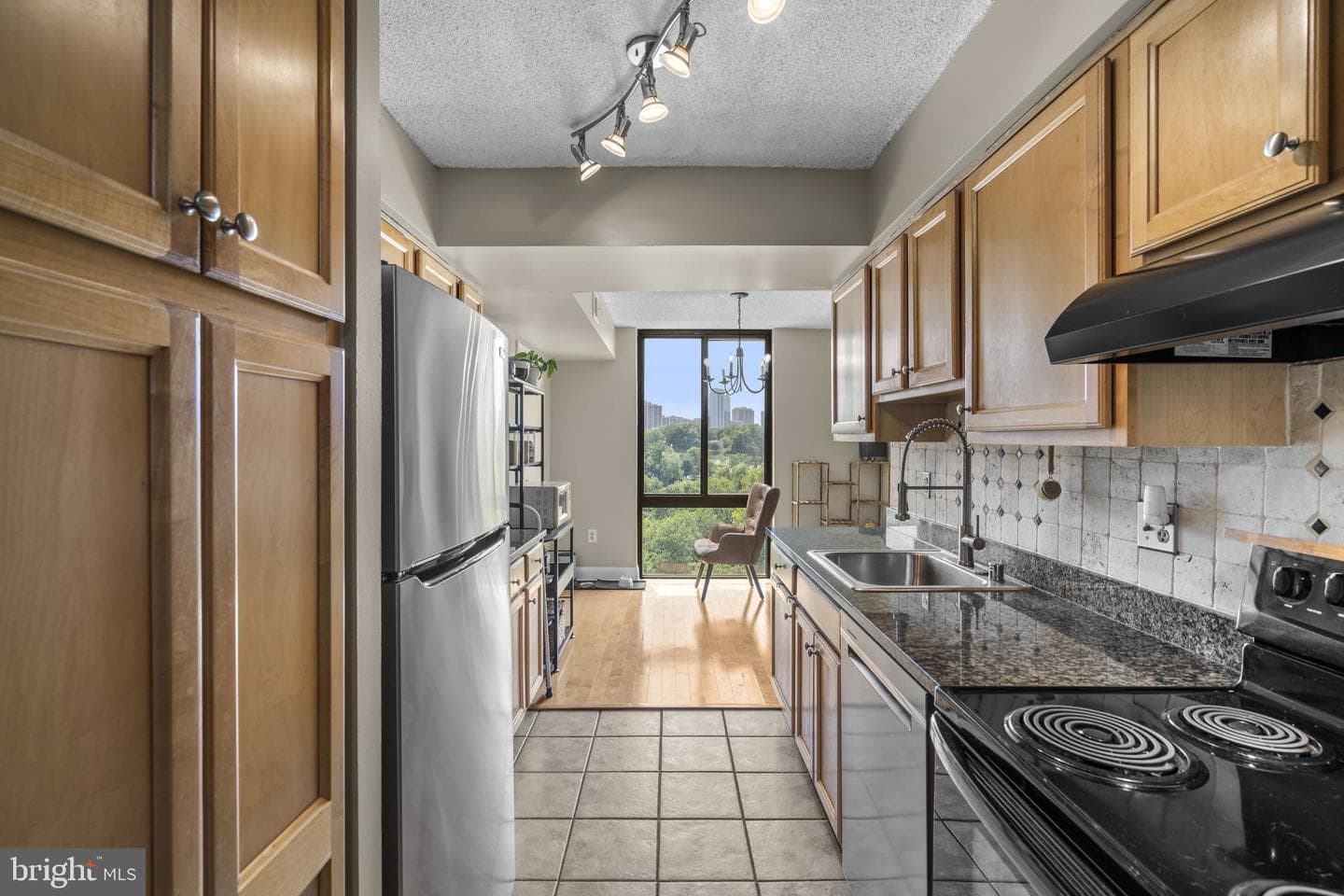 4500 S Four Mile Run Drive #1122 photo 18