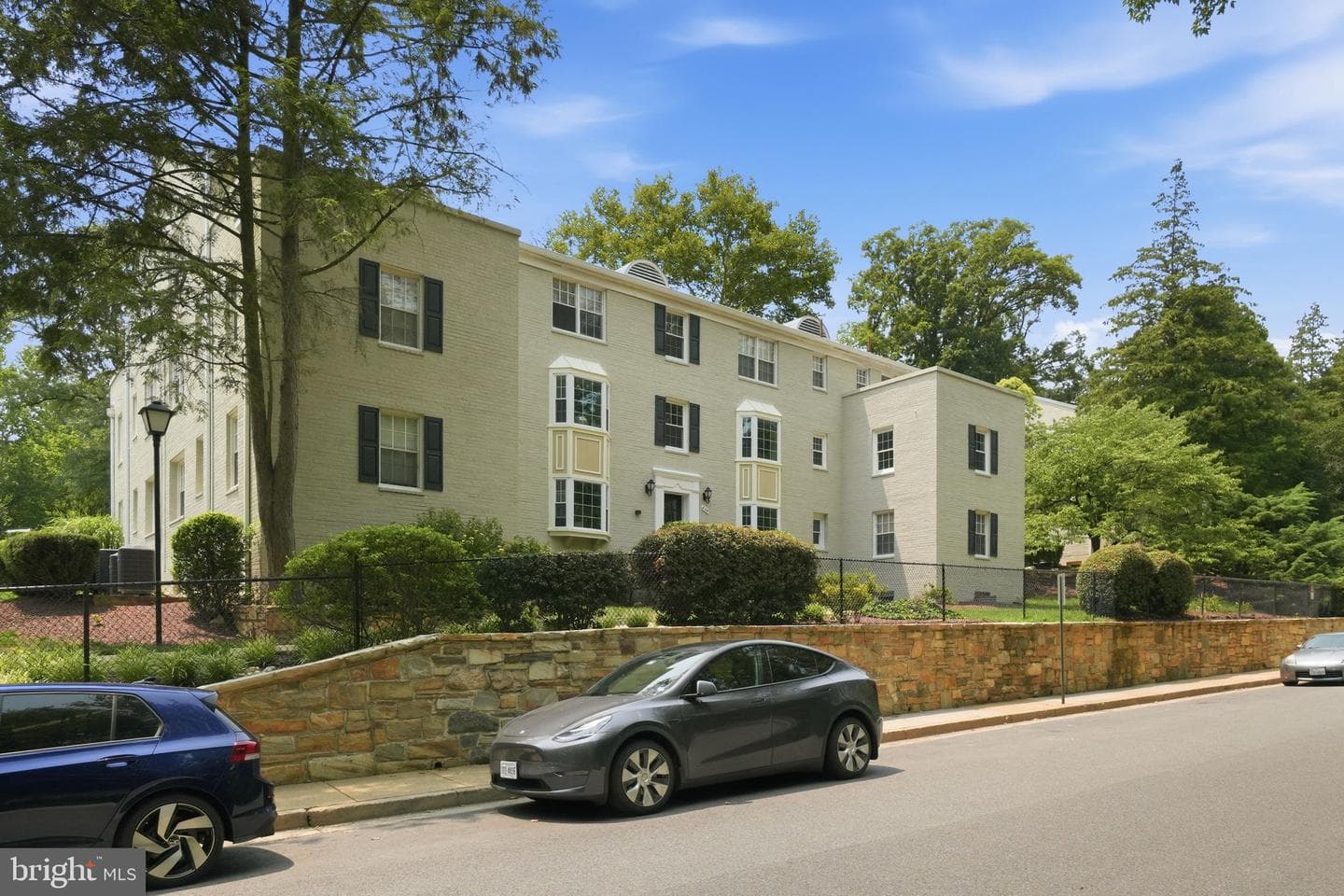808 S Arlington Mill Drive #9-302, Arlington