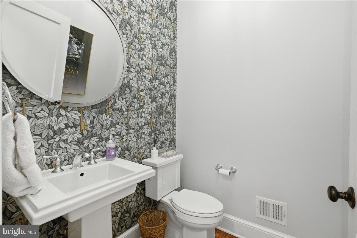 5121 25th Street N photo 16