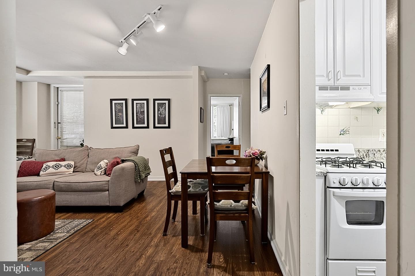 1121 Arlington Boulevard #206 photo 3